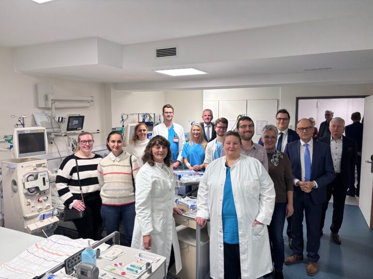 Pressefoto Eröffnung Dialyse