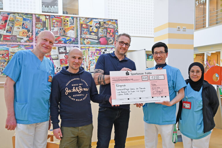 Spendenübergabe FA Diotima